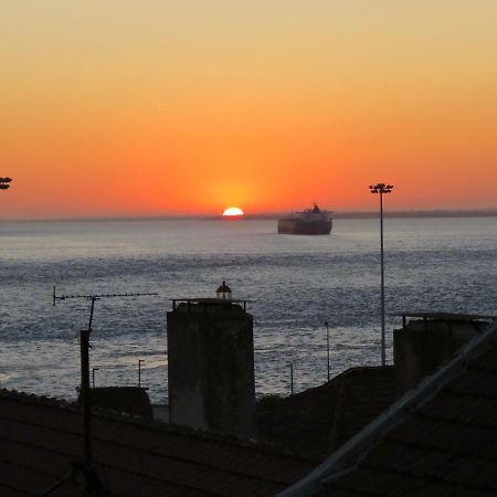 Tejo House River Lisbon Almada Dış mekan fotoğraf
