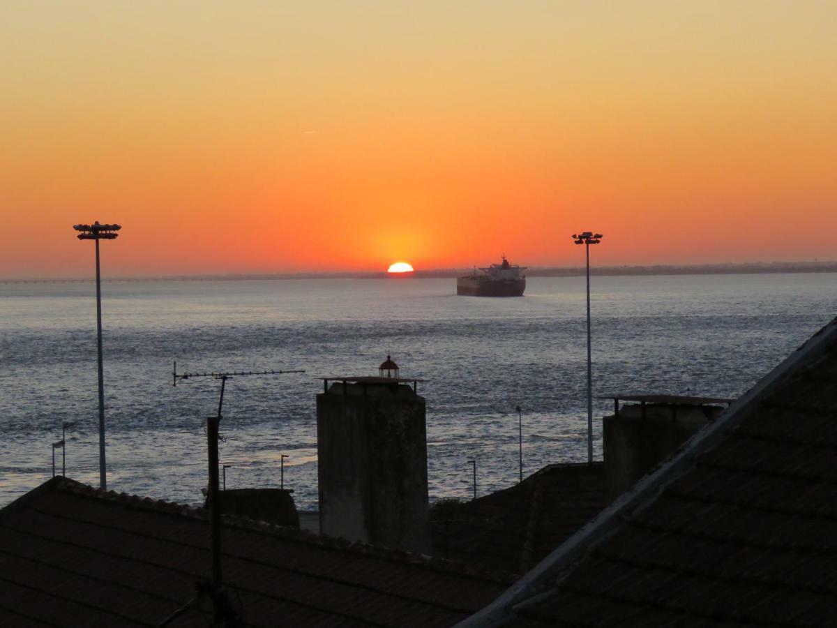 Tejo House River Lisbon Almada Dış mekan fotoğraf